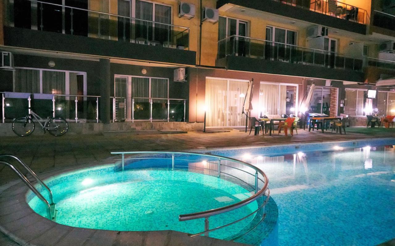 Hotel Sea Star Приморско المظهر الخارجي الصورة