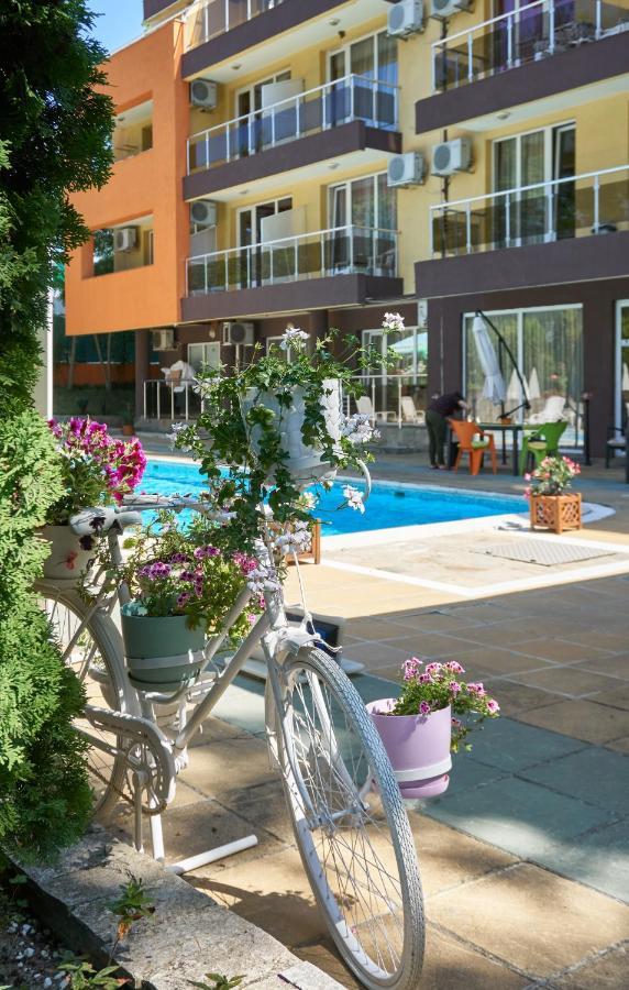 Hotel Sea Star Приморско المظهر الخارجي الصورة