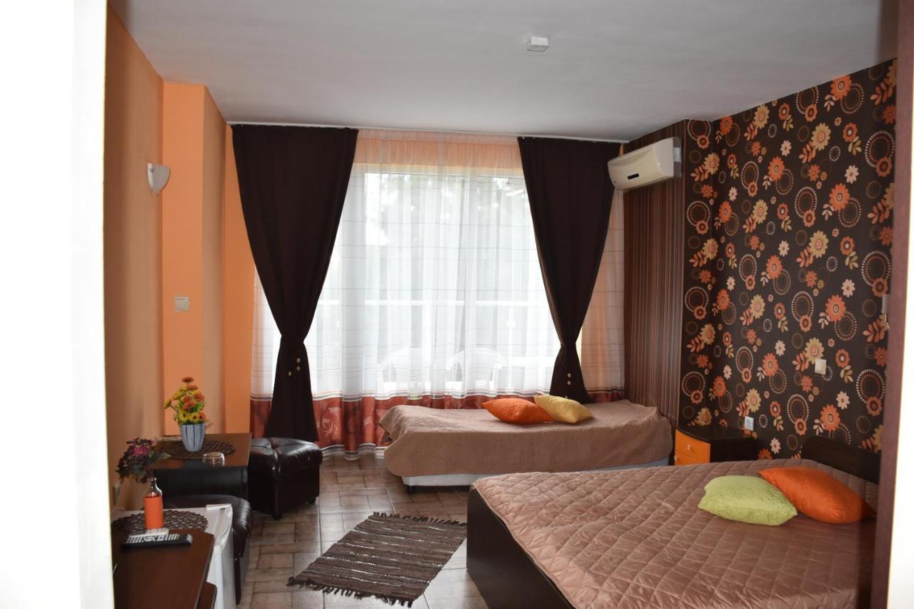 Hotel Sea Star Приморско المظهر الخارجي الصورة