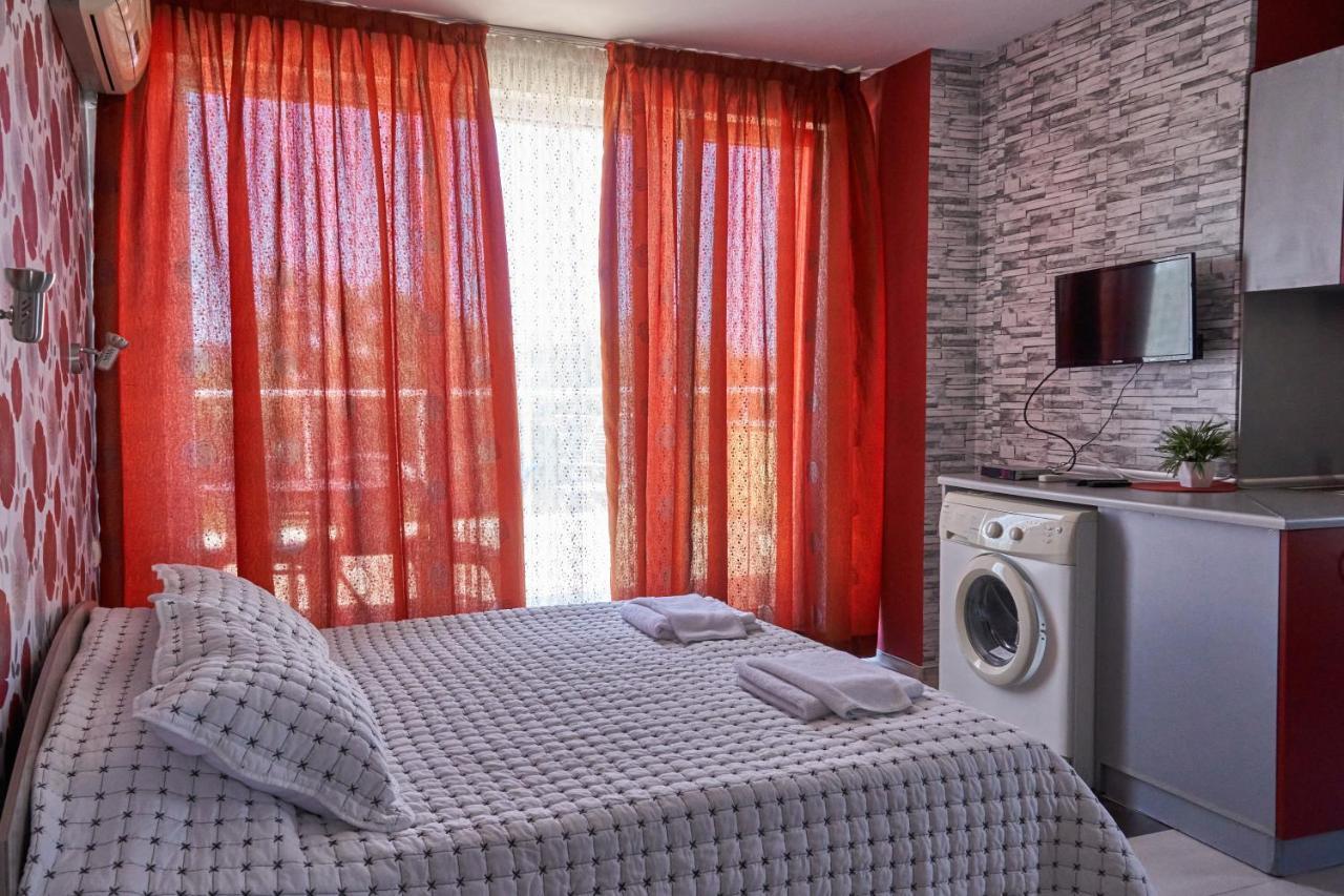 Hotel Sea Star Приморско المظهر الخارجي الصورة