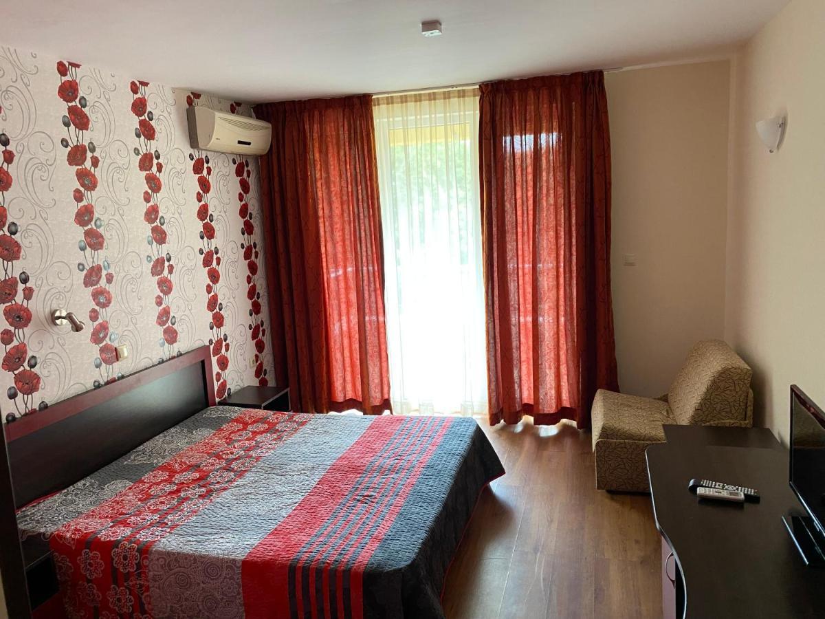 Hotel Sea Star Приморско المظهر الخارجي الصورة